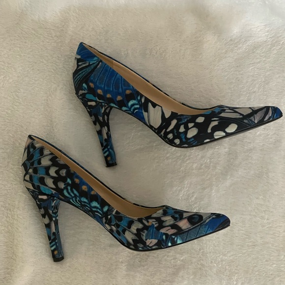 Nine West Butterfly Wing Print Heels Size 6M - Picture 6 of 7